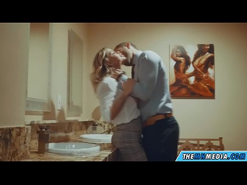 ❤️ Rehefa mamitaka anao ao amin'ny trano fidiovana ho an'ny besinimaro ny blonde be busty ☑ Sluts aminay mg.marketapp.top ❤